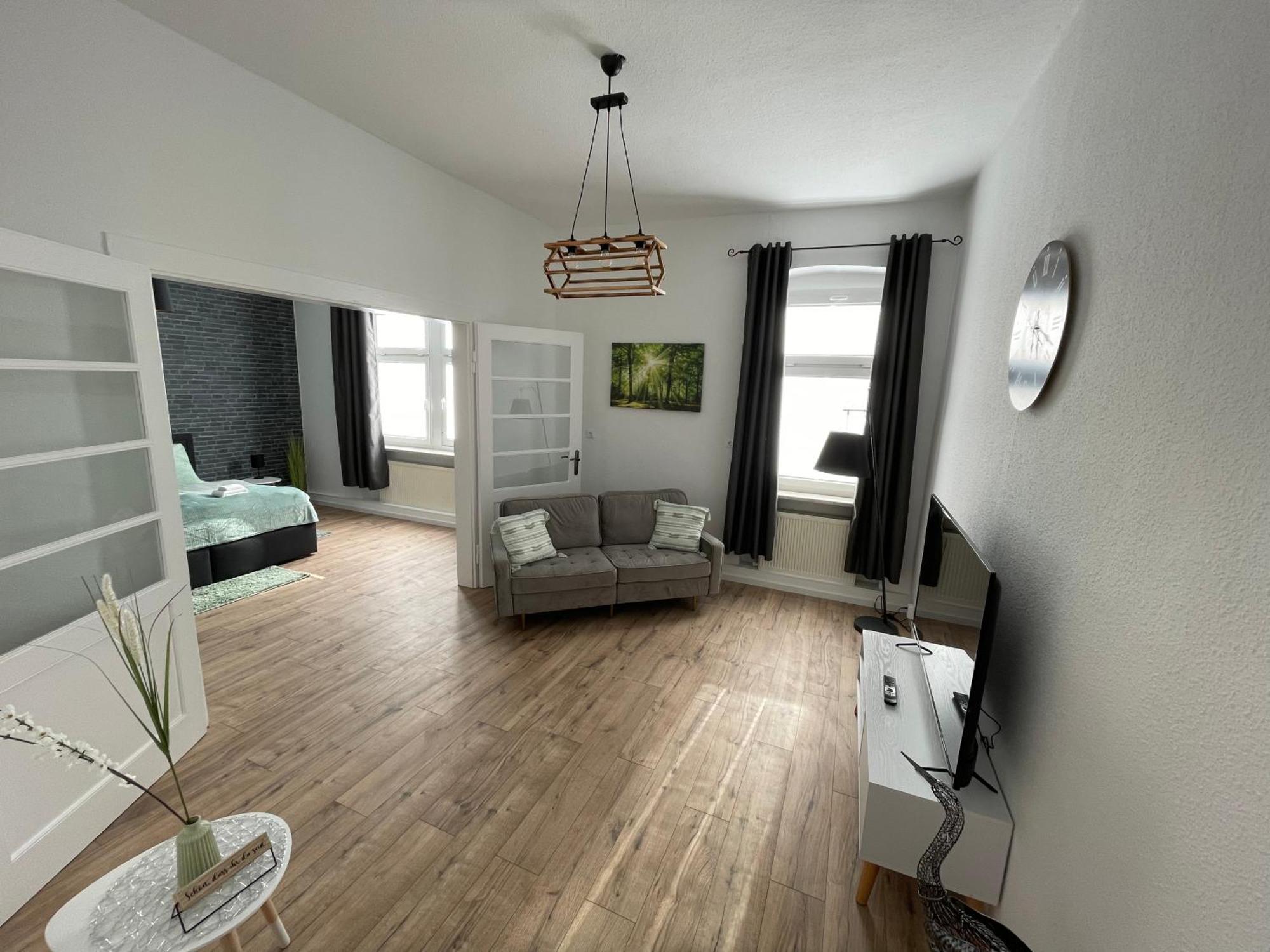 Modernes, Grosses City Appartement 95 Qm Meuselwitz Exterior foto