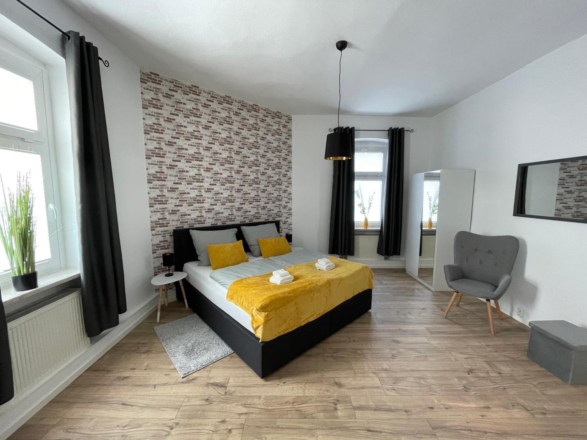 Modernes, Grosses City Appartement 95 Qm Meuselwitz Exterior foto